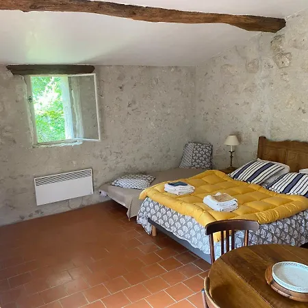 1 Lit 140cm Et 1 Lit 90cm * Saint-Mezard